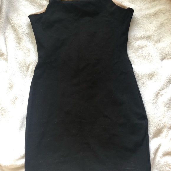 Black mini dress - Picture 3 of 3